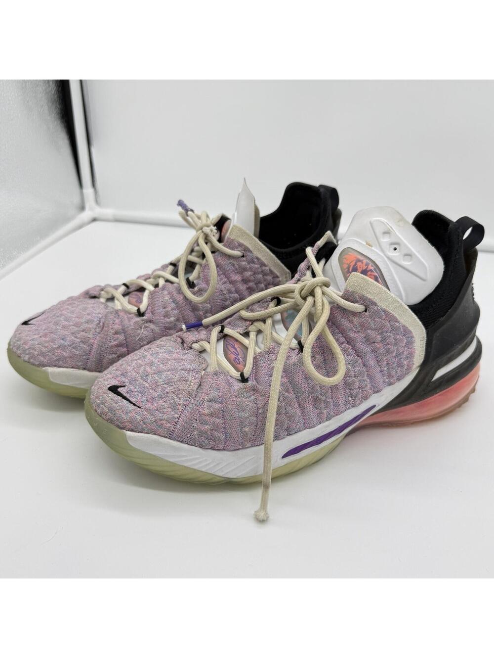 Nike LeBron 17 Low Tune Squad Space Jam Shoes 6Y/W7.5 Pink Purple Sneaker Ball